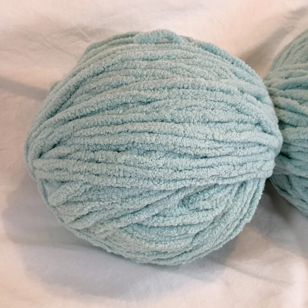 Bernat Blanket Yarn Mint Green 12.5oz Soft Chenille Bulky 2 rolls Crochet Knit